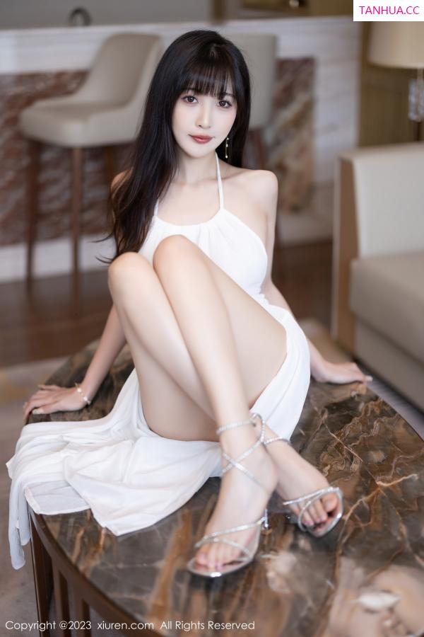 林星阑  [XiuRen]高清写真图 2023.08.28 No.7297 林星阑 长裙美腿第23张图片